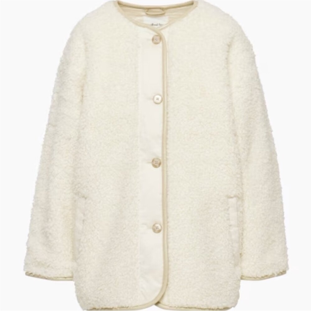 Aritzia Wilfred One Jacket River Sherpa Button Down in Birch White - Picture 2 of 6